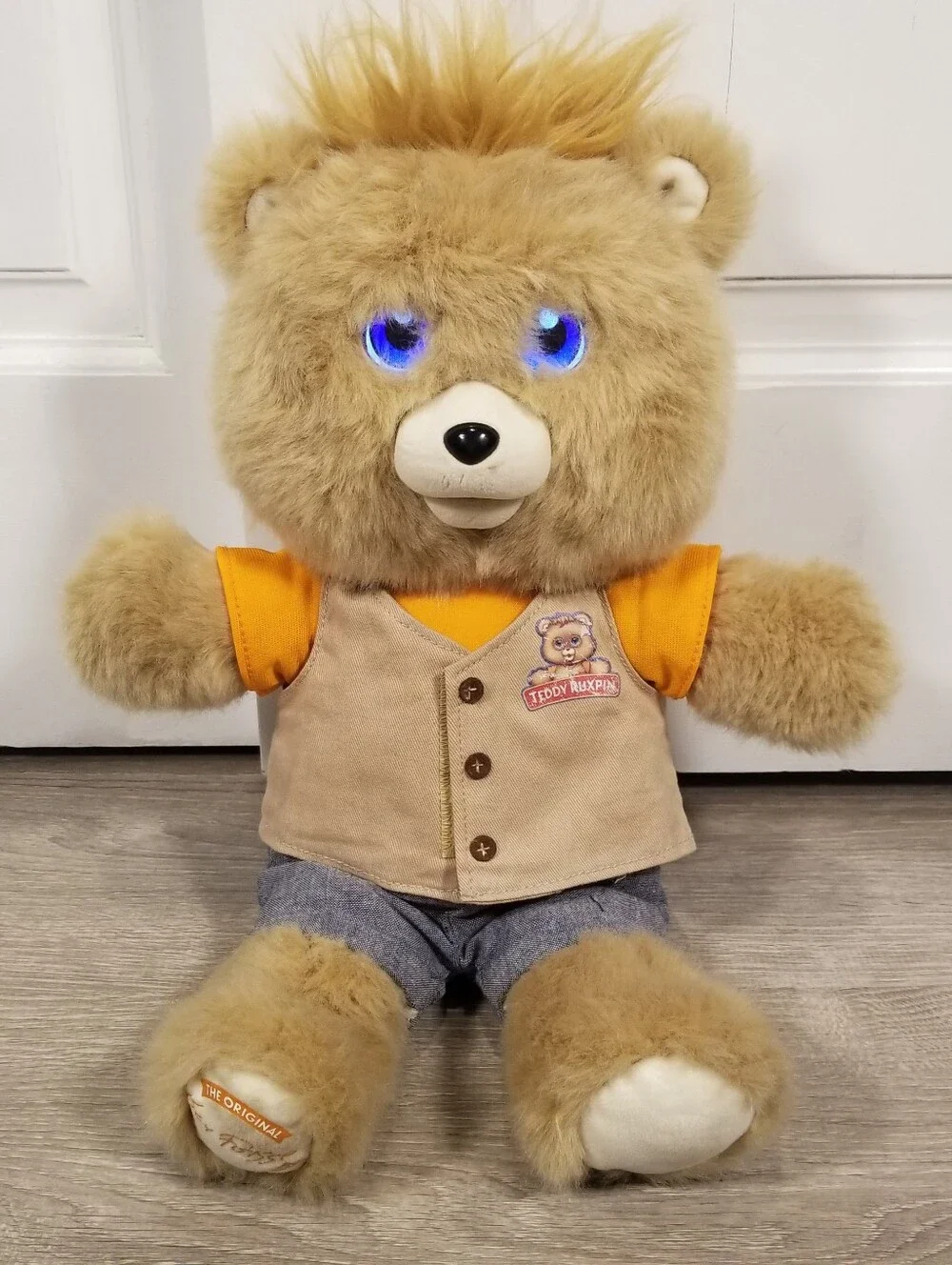 Teddy Ruxpin Plush Bear Talking Animated Story Telling Bluetooth LCD Eyes 2017